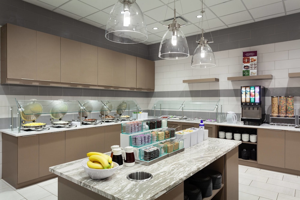 Springhill Suites Orlando At Millenia 28/40