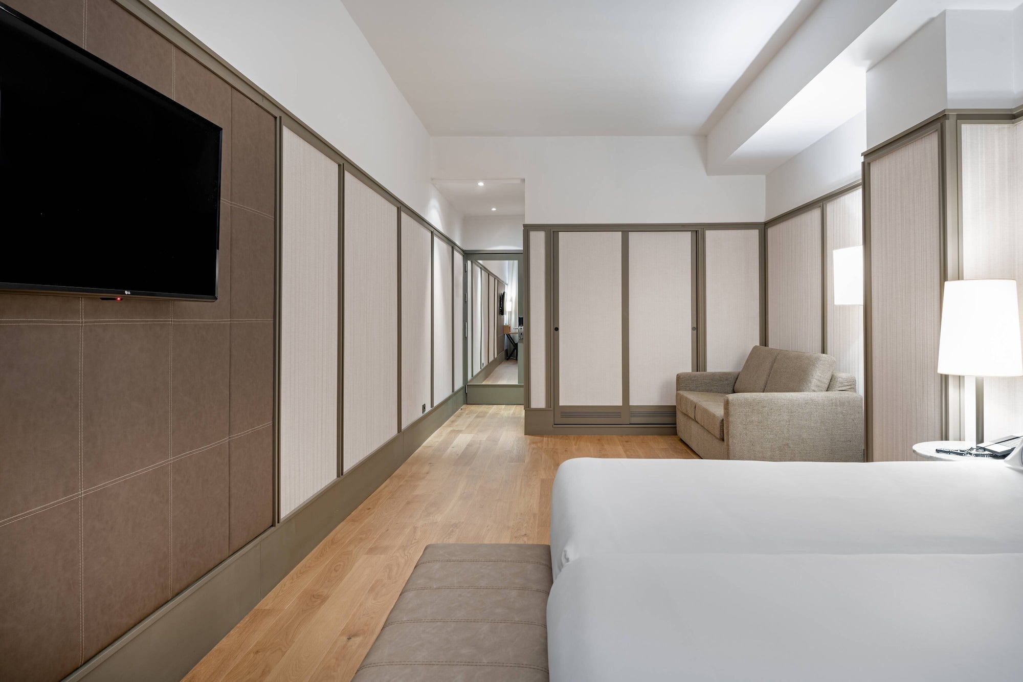 Superior, Twin Beds