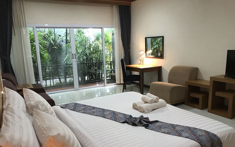 Taman Spa Resort 15/70