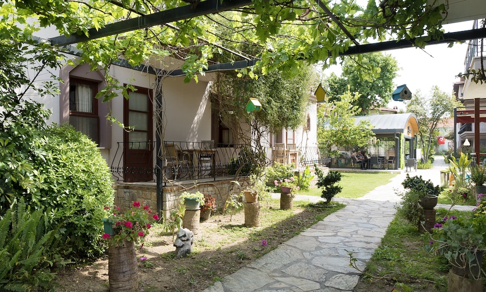 Vira Apart Hotel 4/50