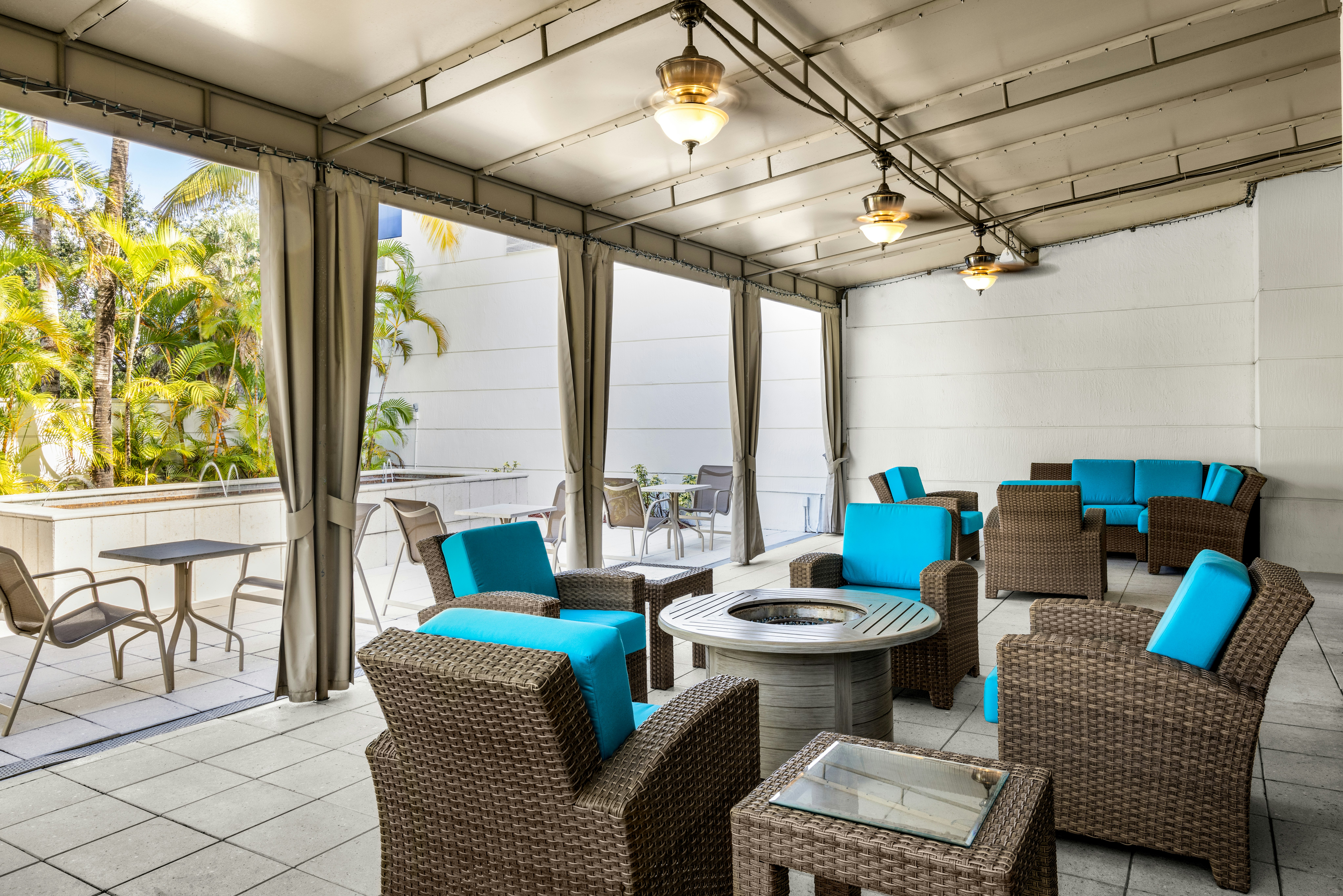 Hilton Garden Inn West Palm Beach Airport 26/54