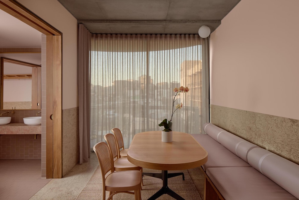 The Calile Hotel 53/71