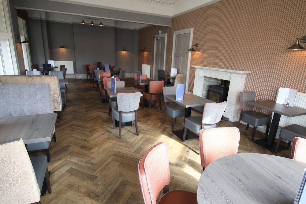 The Royal Hotel 39/50