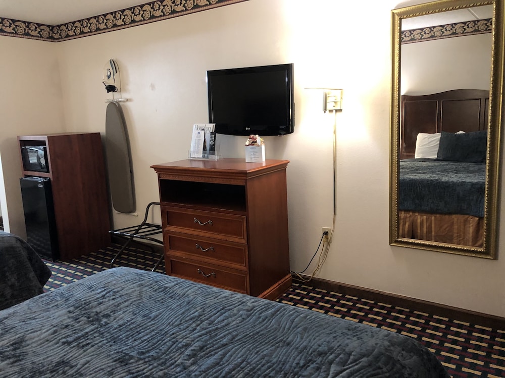 Howard Johnson By Wyndham Perry GA 16/22