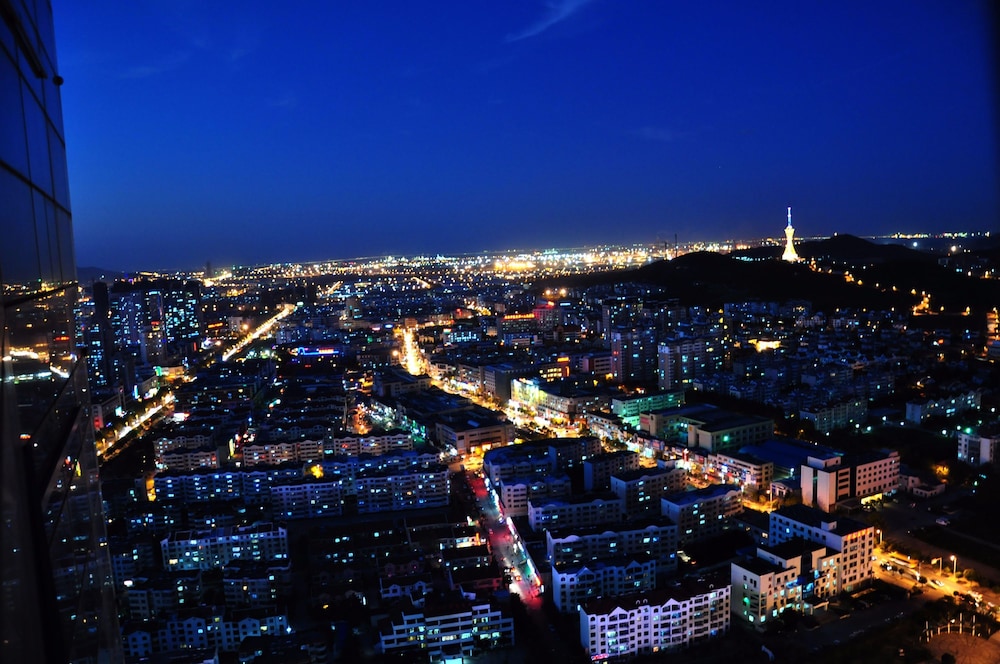 New Century Hotel Qingdao 69/73