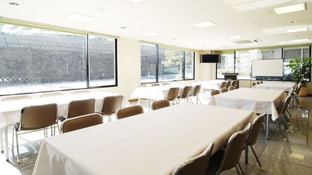 Center Hotel Narita 1 36/41