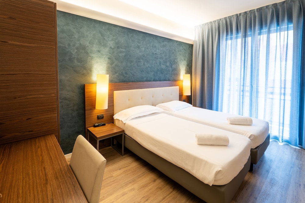 PREMIUM, TWIN BEDS