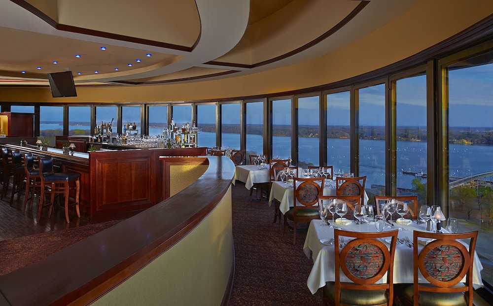 Renaissance Shoals Resort & Spa 21/33