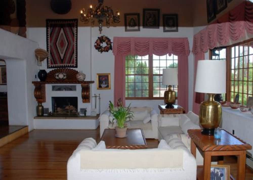 The Inn at the Delta 14/32
