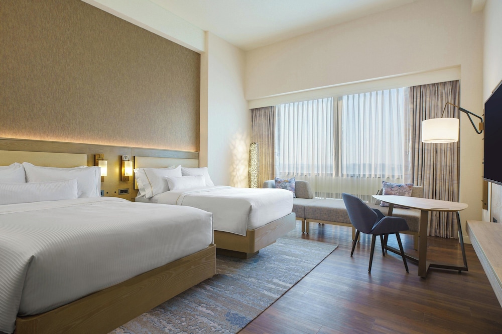 Premium, King Bed, Accessible