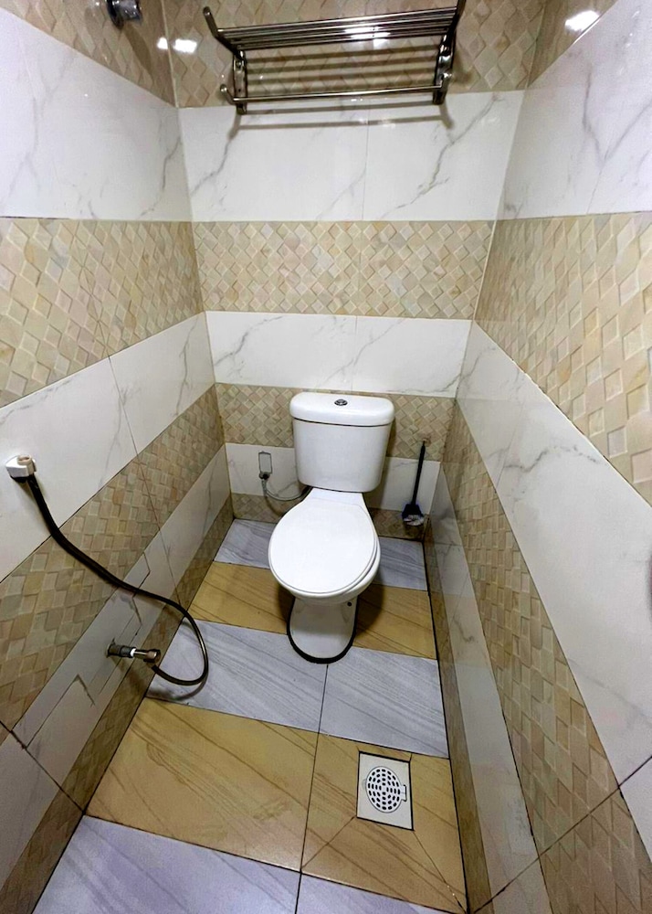 Shah Alam Business Hotel 47/49