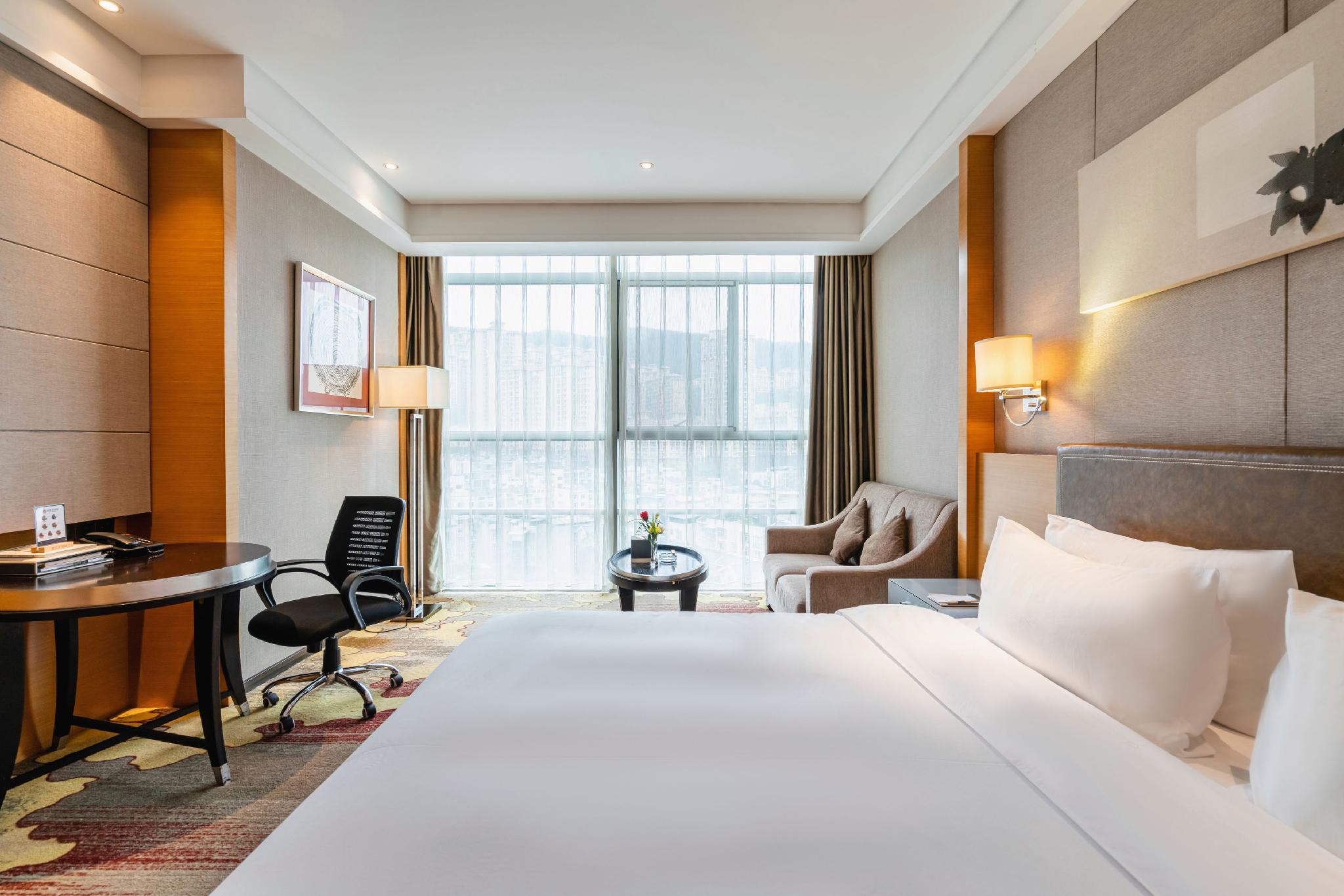 Qinchuan Hotel 18/55