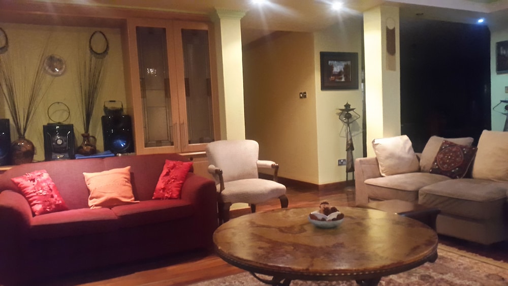 Spurwing Guest House 23/50