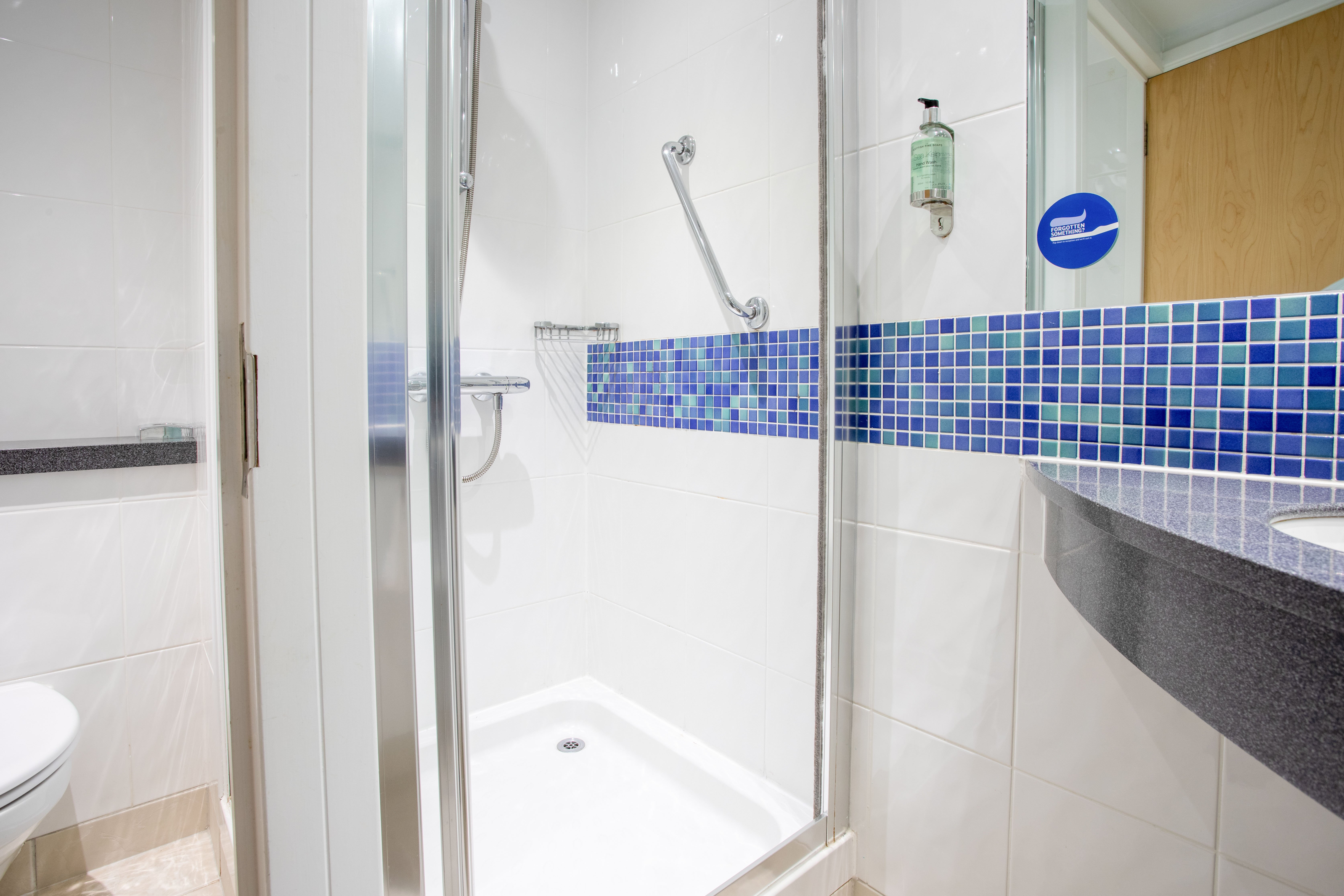 Holiday Inn Express Dunfermline 54/57