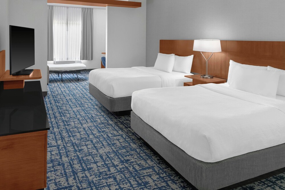 Fairfield Inn Suites Calhoun 7/47