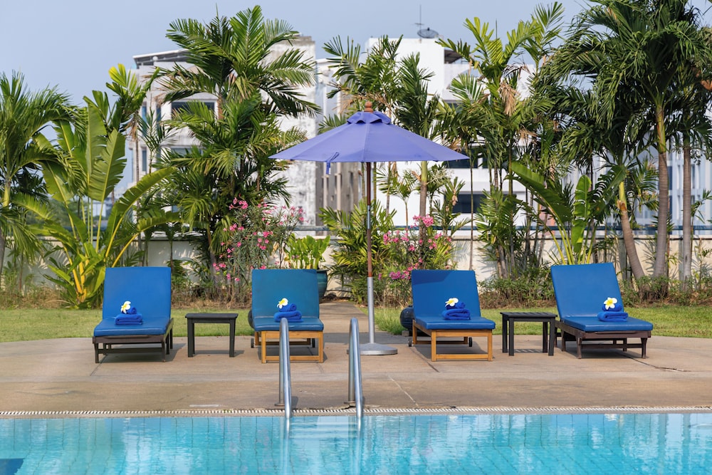 Novotel Bangkok Bangna 67/74