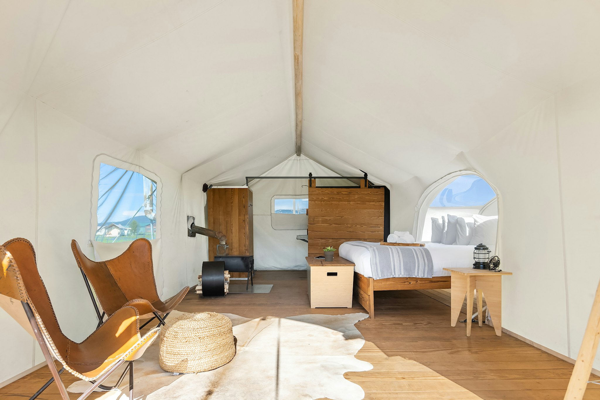 Under Canvas Yellowstone 16/34