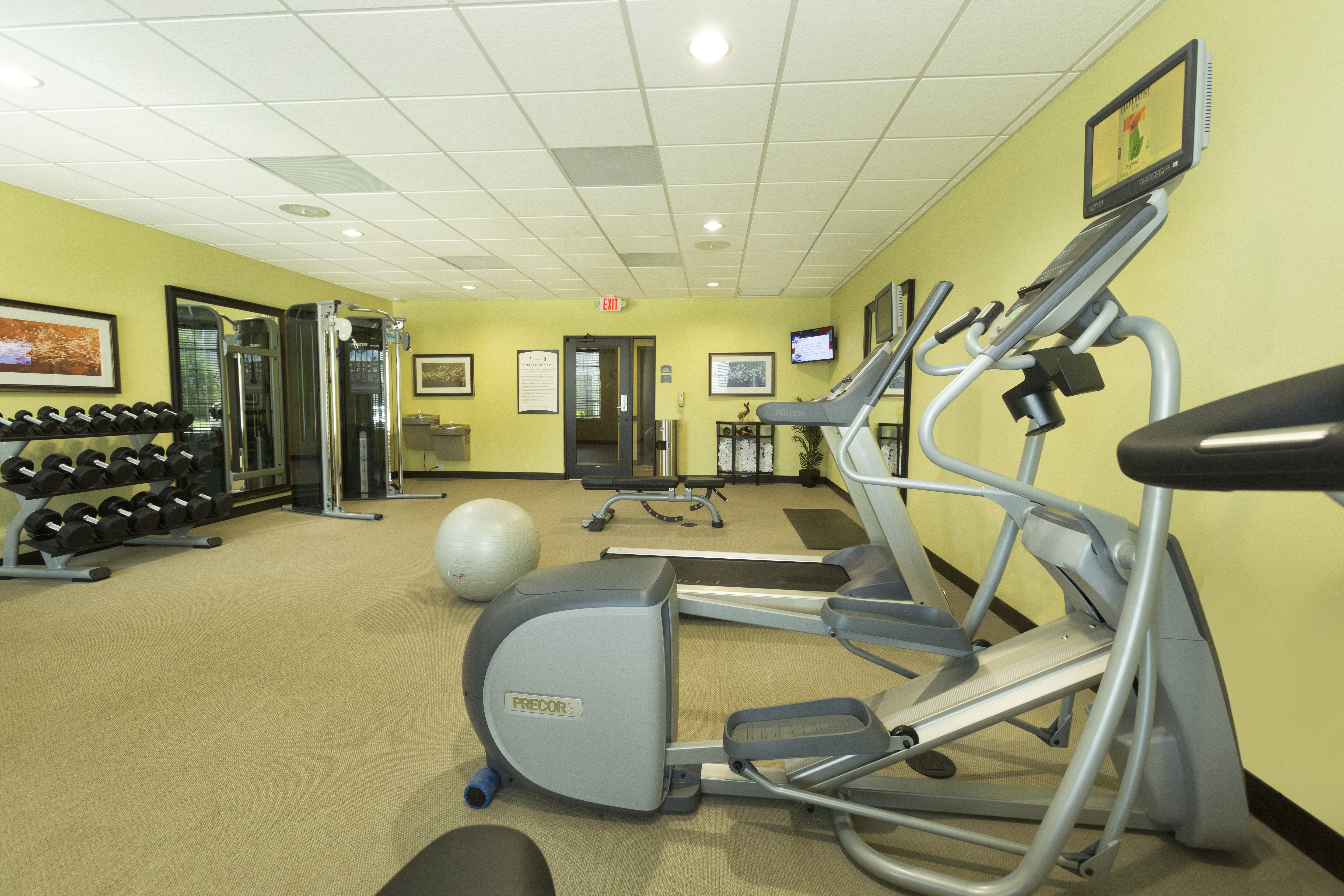 Staybridge Suites Orlando At Seaworld 17/50