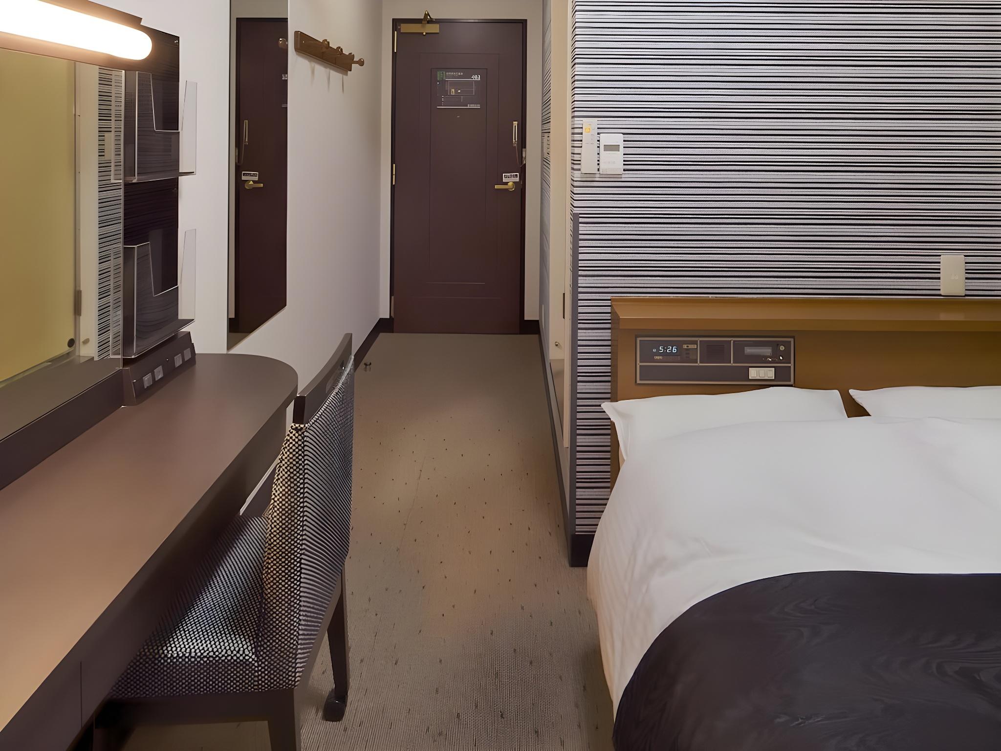 Semi Room, Standard, Semi Double Bed, Smoking