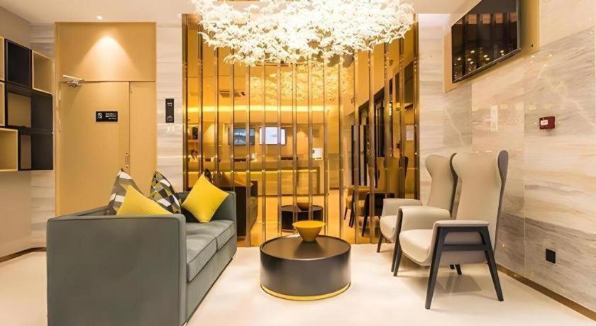 City Comfort Inn Nanning Yudong Jinxiang Metro Station 48/57