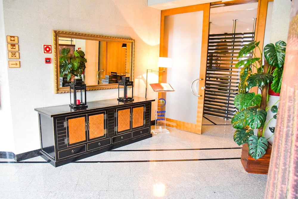 Douro Park Hotel 8/75