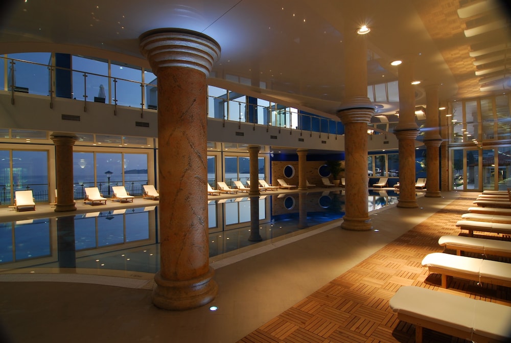 Splendid Conference Spa Resort 48/77
