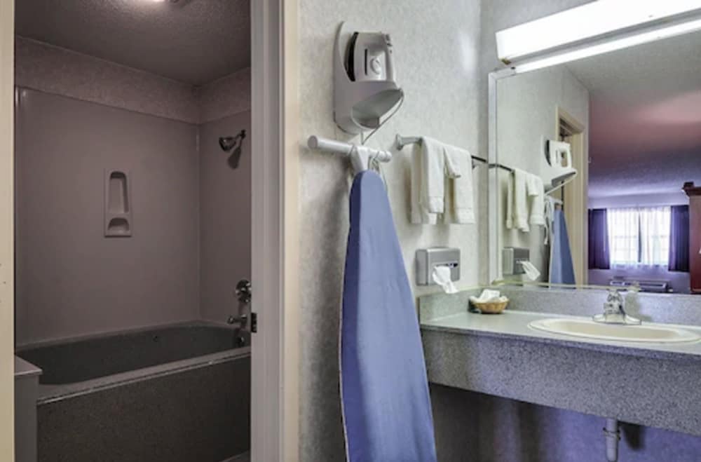 Americas Best Value Inn Midlothian Cedar Hill 12/31