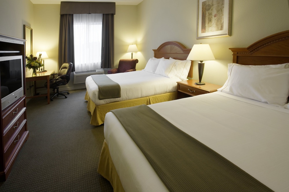 Best Western Plus 1000 Islands Hotel & Suites 5/24