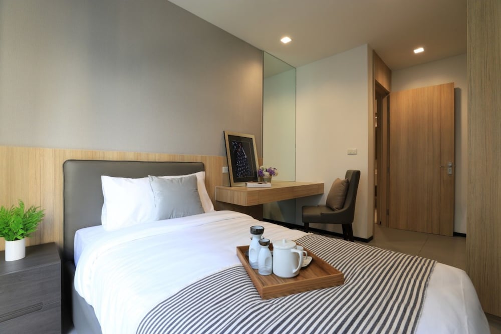 Alix Bangkok Hotel 21/77