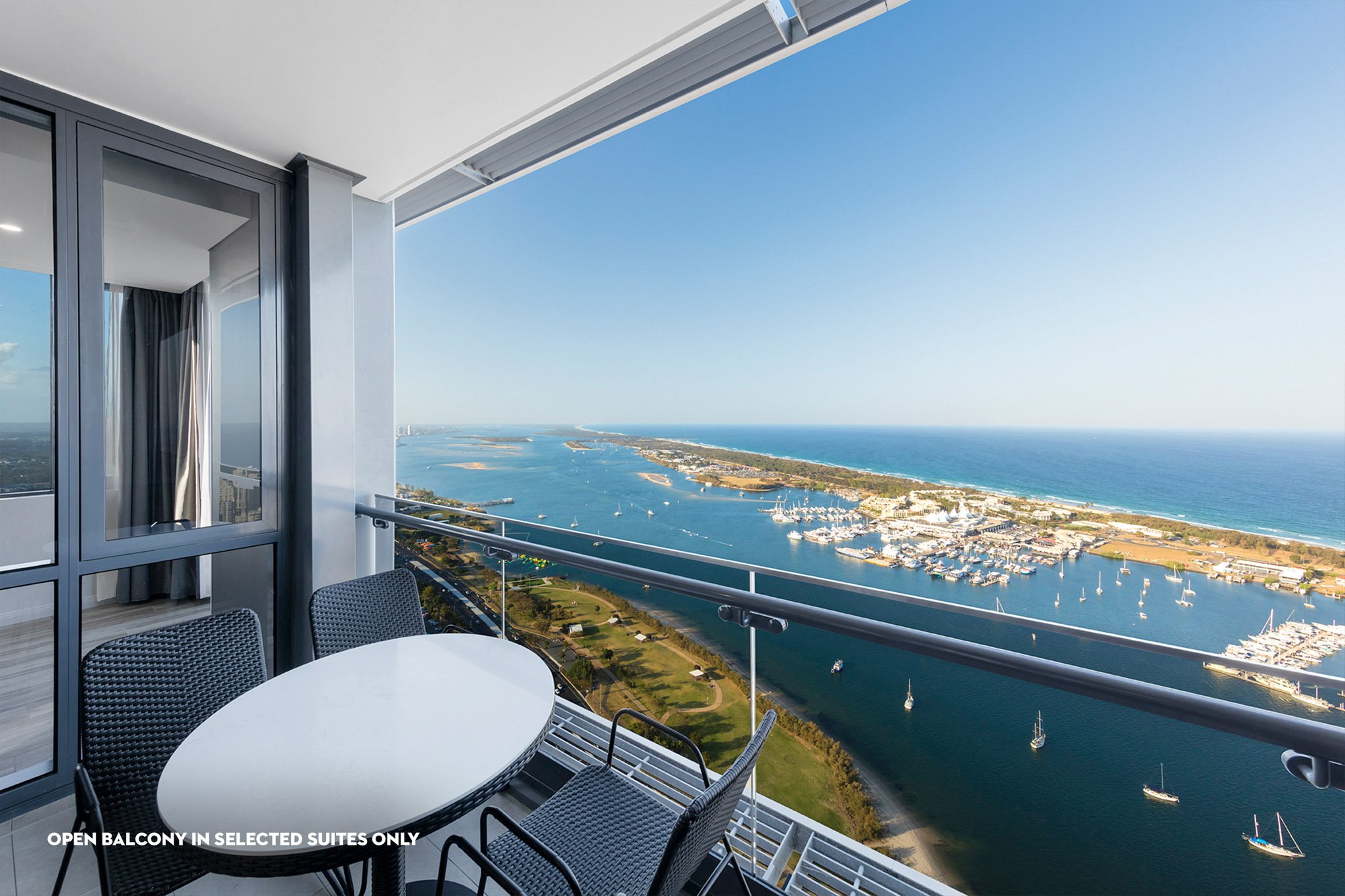 Meriton Suites Southport 10/11