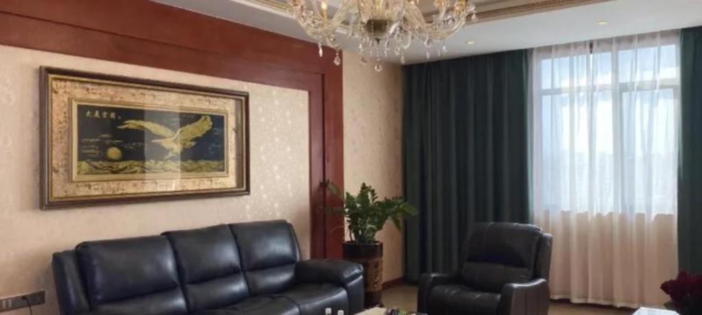 Kailong International Hotel 43/58
