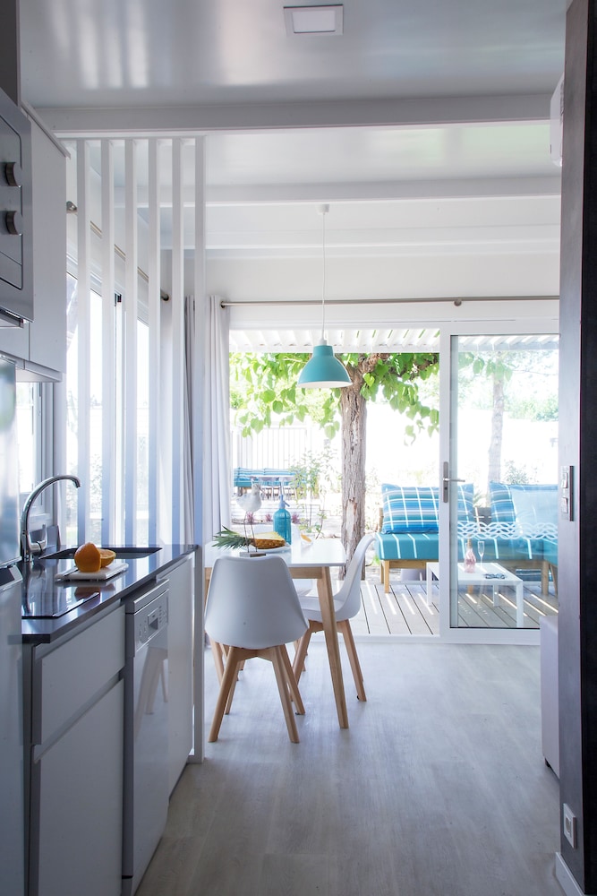 Costa del Sol Glamping Village 33/50