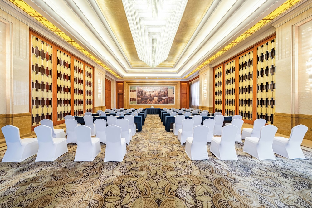 Shanghai Hongqiao State Guest House 33/46