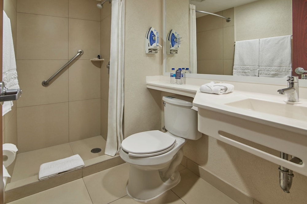 City Express by Marriott Puebla Finsa 58/60