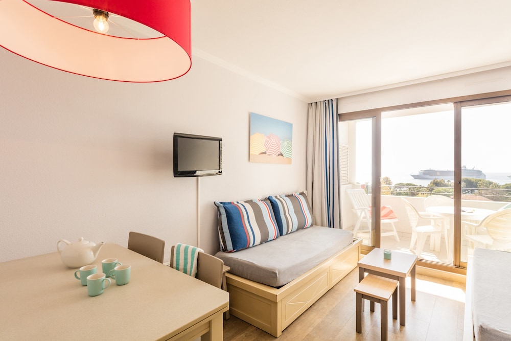 Maeva Particuliers Residence L Ange Gardien 32/50