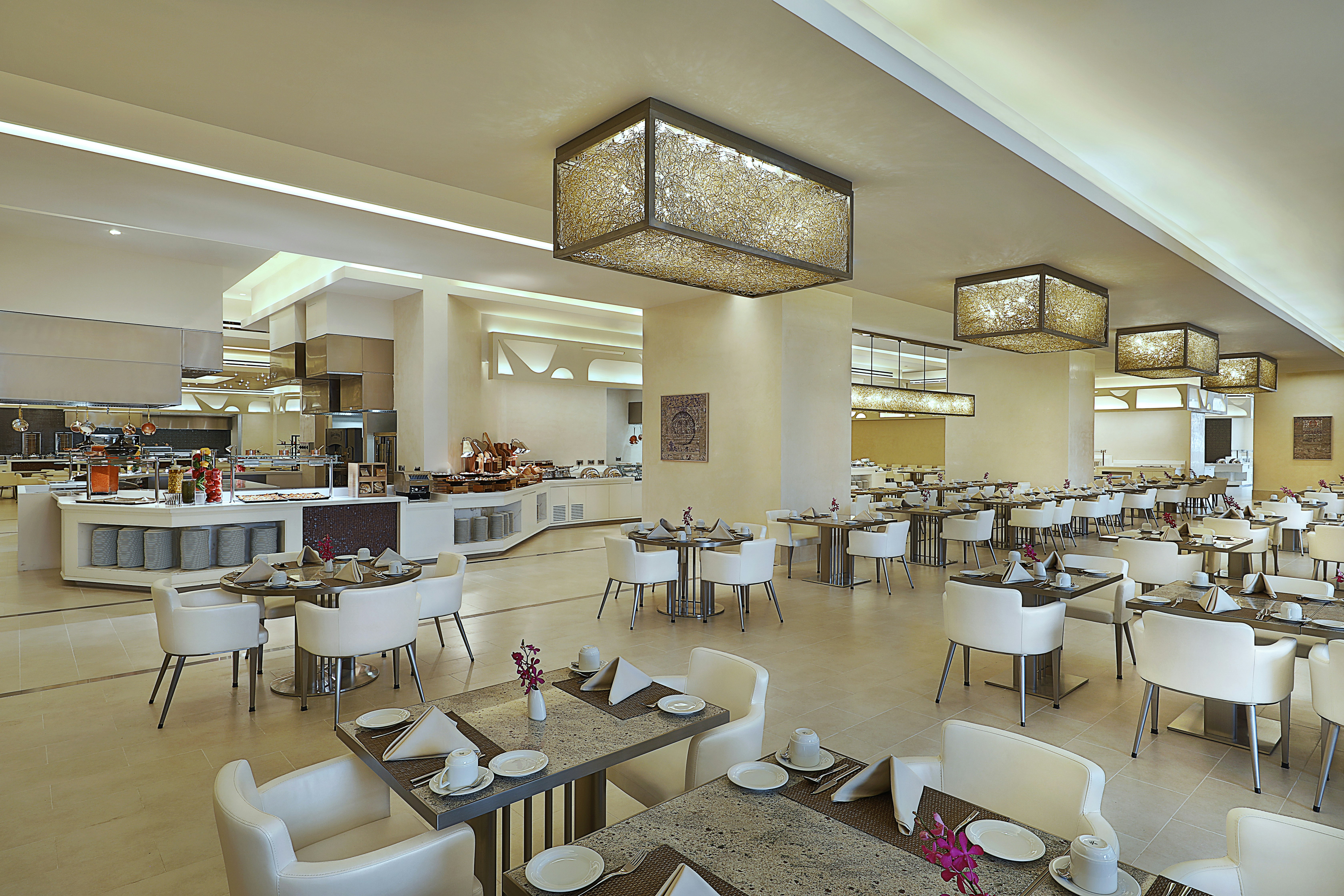 مكة هيلتون للمؤتمرات(Hilton Hotel & Convention Jabal Omar Makkah) 61/80