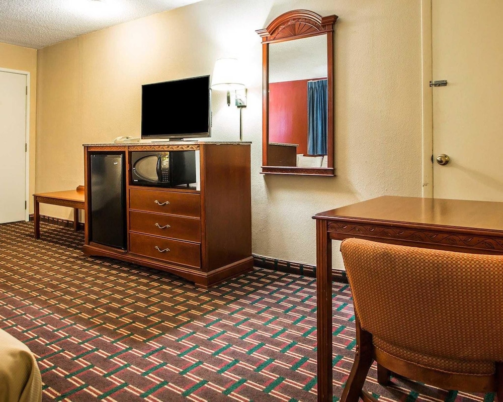Rodeway Inn Montpelier 12/26