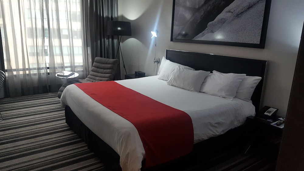 Wyndham Santiago Pettra 33/85