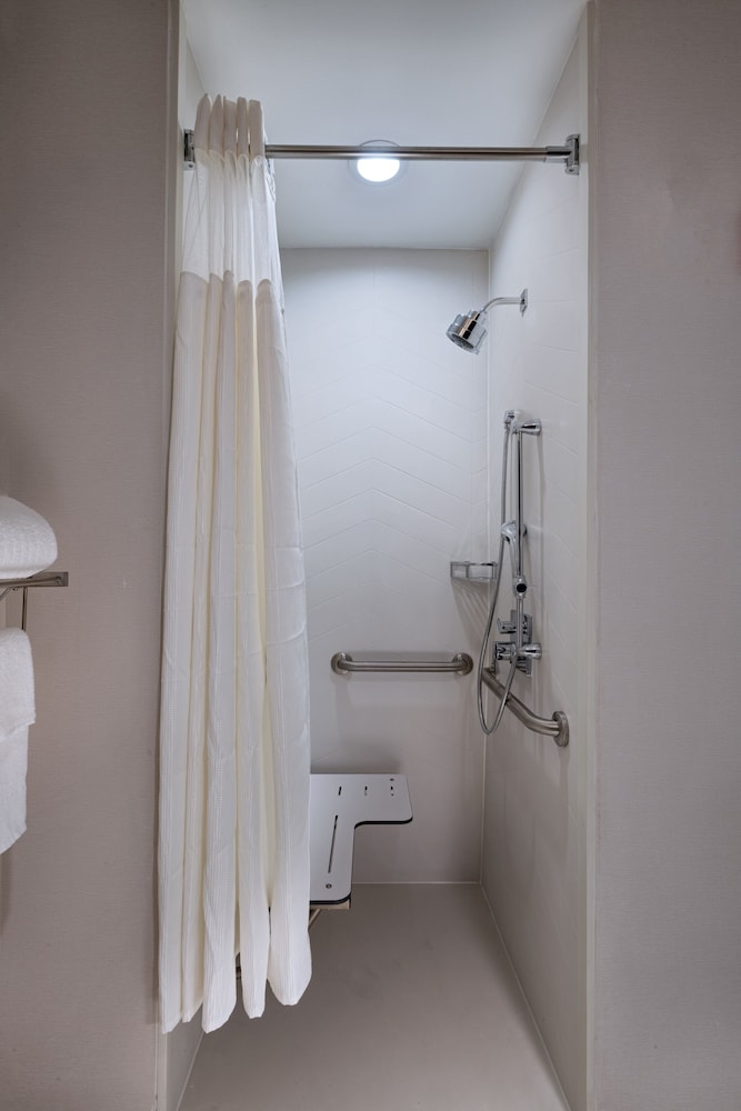 Fairfield Inn & Suites by Marriott Waller 28/28