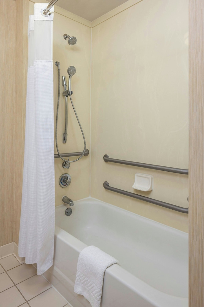 Residence Inn By Marriott Bloomington By Mall of America 46/48