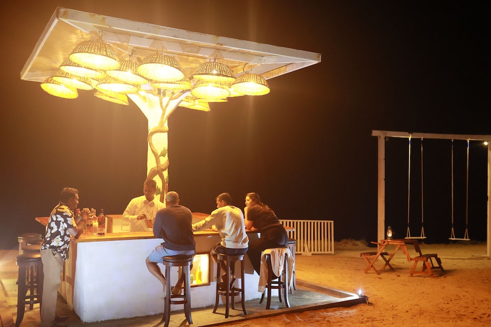 Laya Safari Resorts Spa 66/68