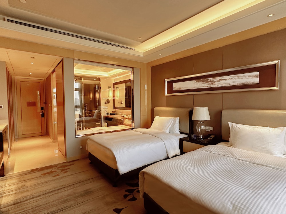 Wanda Realm Dandong 16/70
