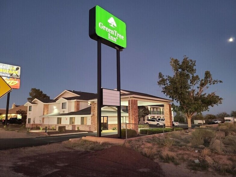 Greentree Inn Holbrook 1/12