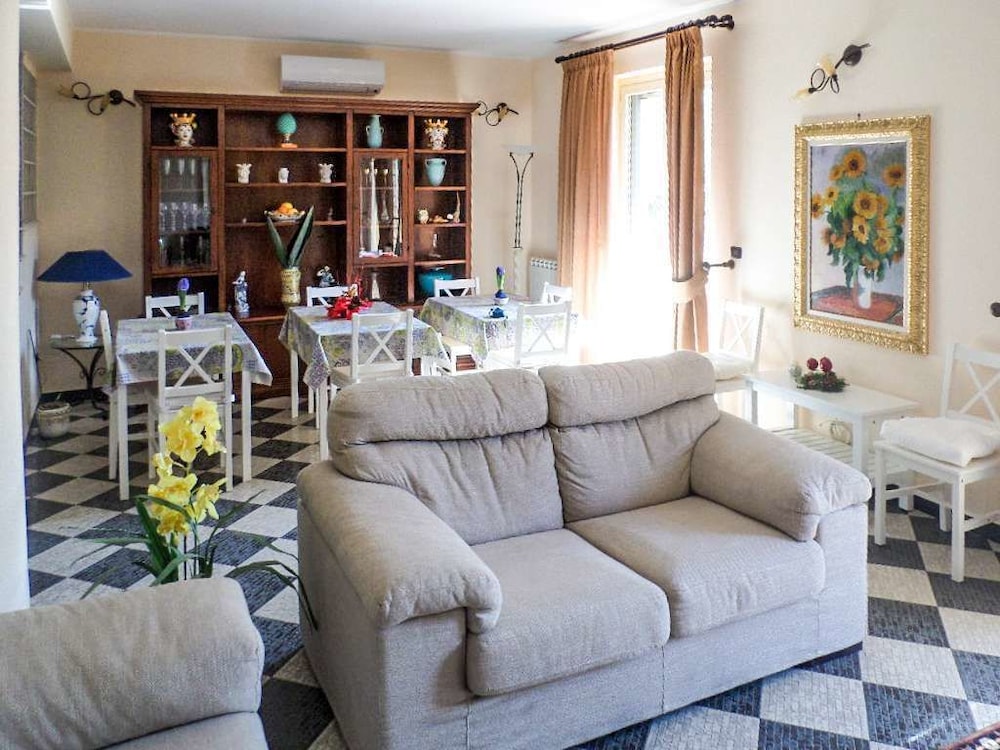 Dolce Casa N 41 8/18