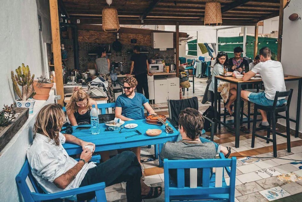 Avocado Surf Hostel 37/50