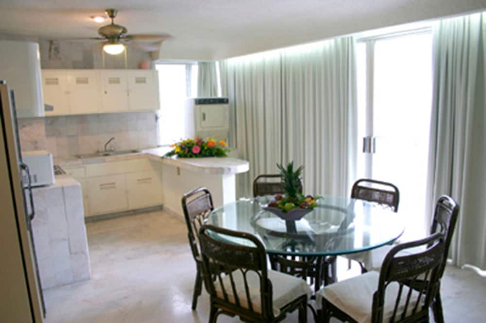 Hotel Suites Jazmin Acapulco 44/50