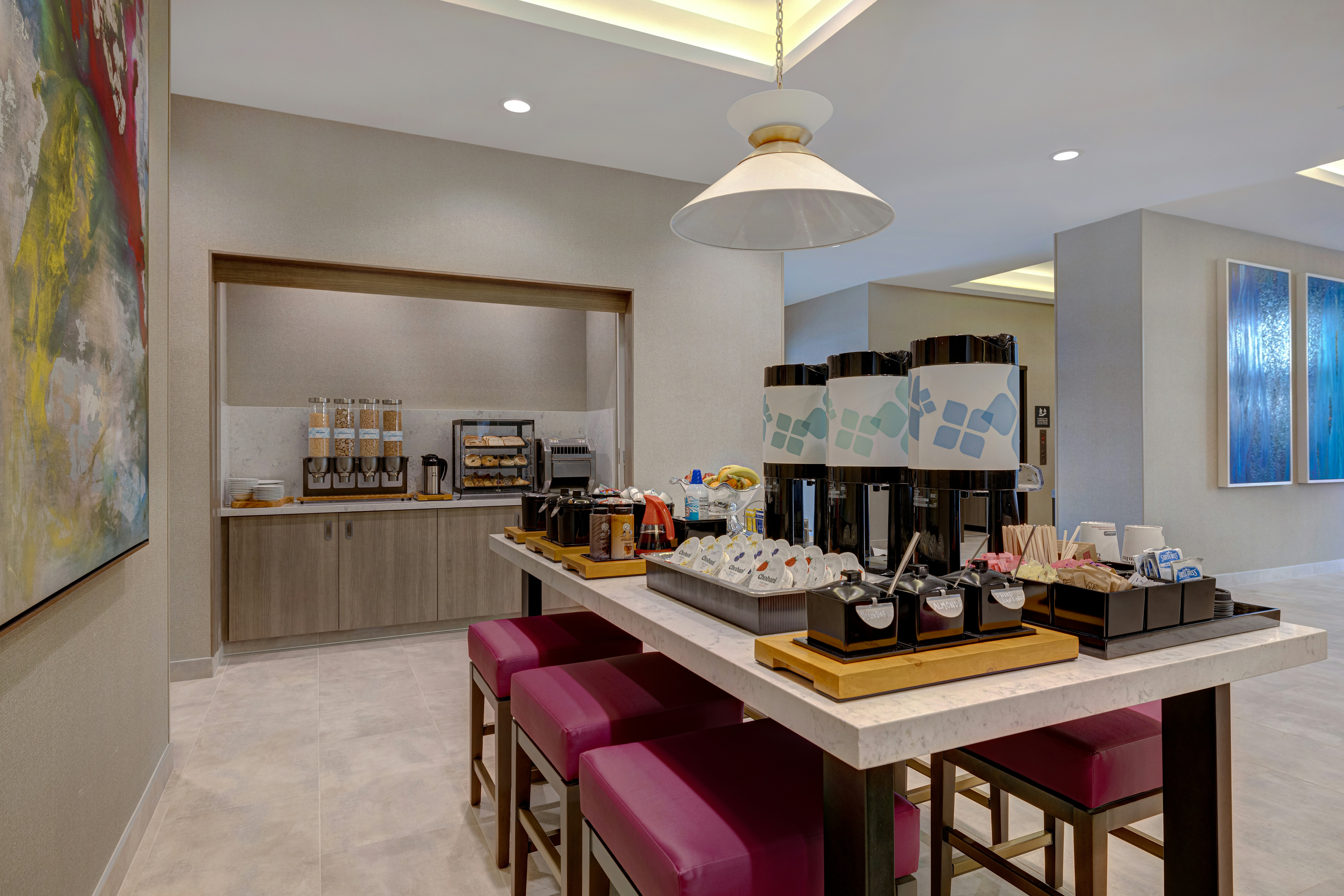 Hilton Garden Inn Temecula 55/68