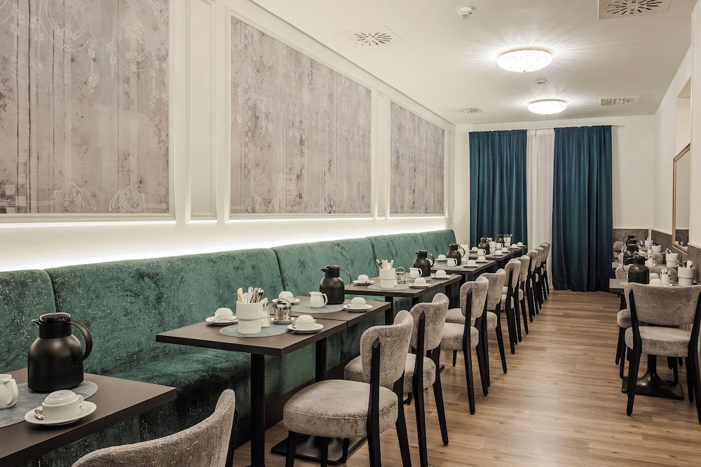 Theater Hotel Salzburg 46/60