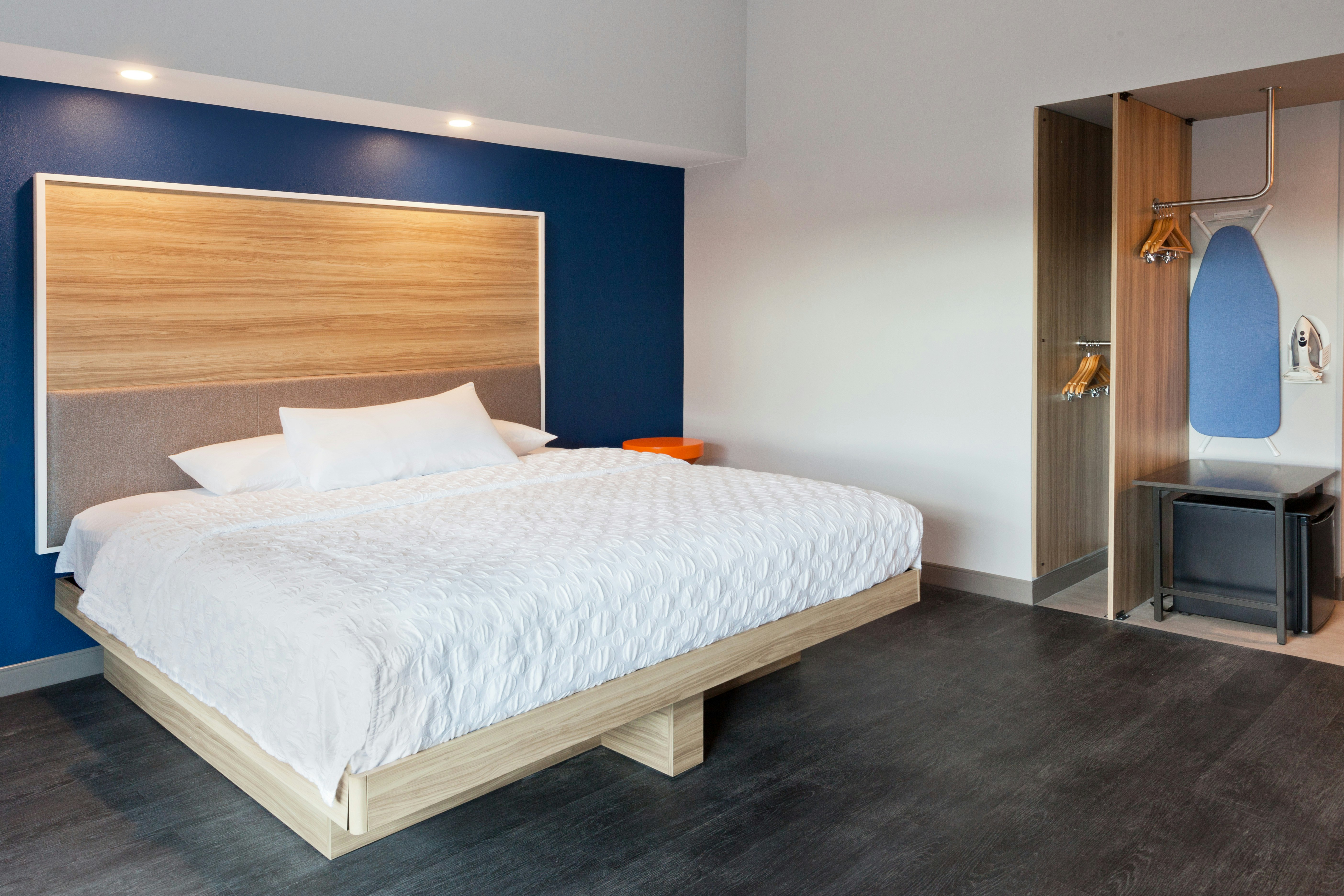 Room, King Bed, Accessible