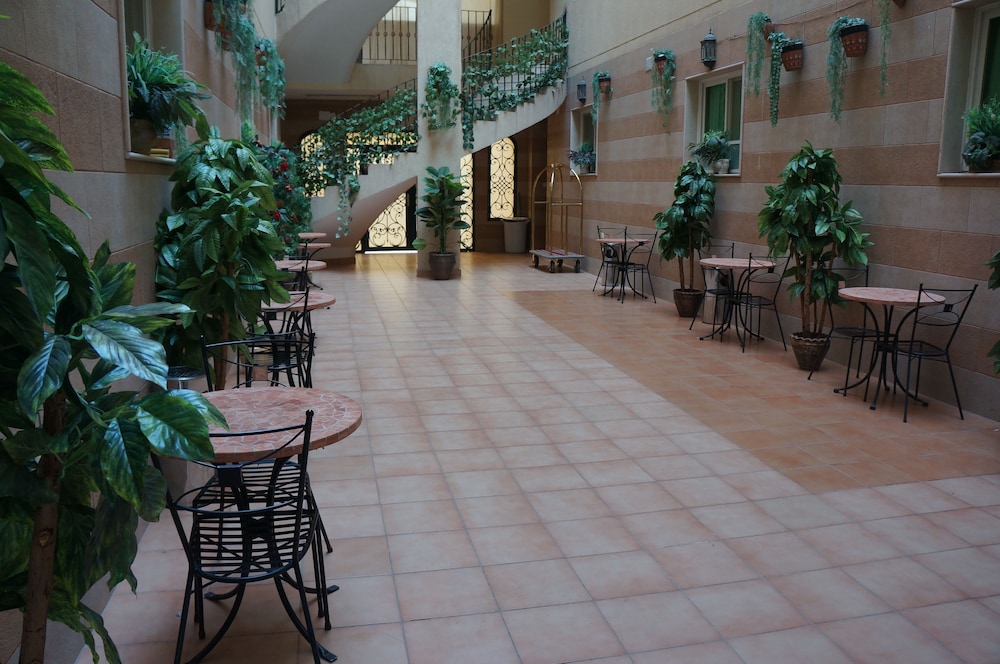 العلياء(Al Alya Hotel Rooms and Suites) 12/19
